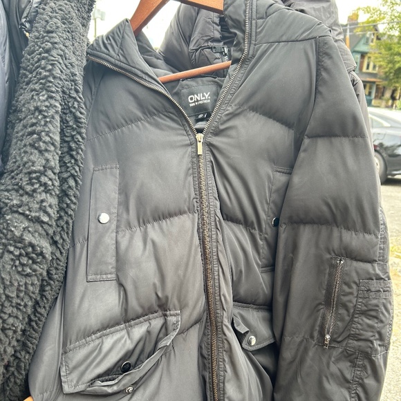 Winter Stuff - Picture 2 of 2